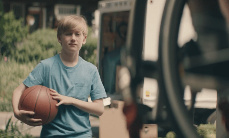 Deze reclame over basketballende kinderen bevat een belangrijke boodschap