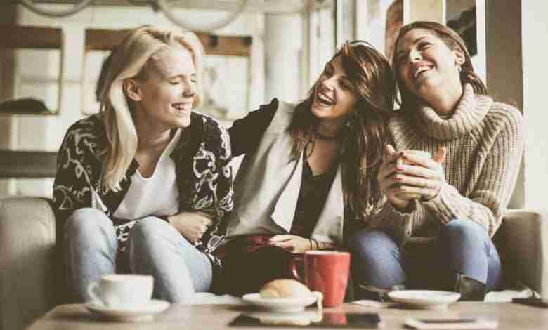 Hoe middelbare school vriendschappen je psychische gezondheid beïnvloeden