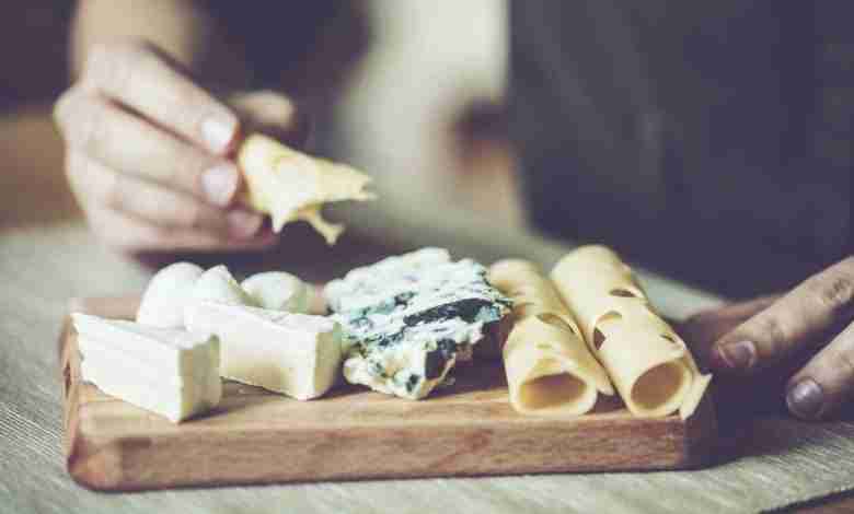 Attentie kaaskoppen: kaas eten is dus goed voor je gezondheid