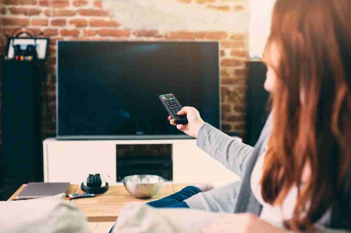 Waarom tv kijken niet gelukkig maakt en memory spelen wel