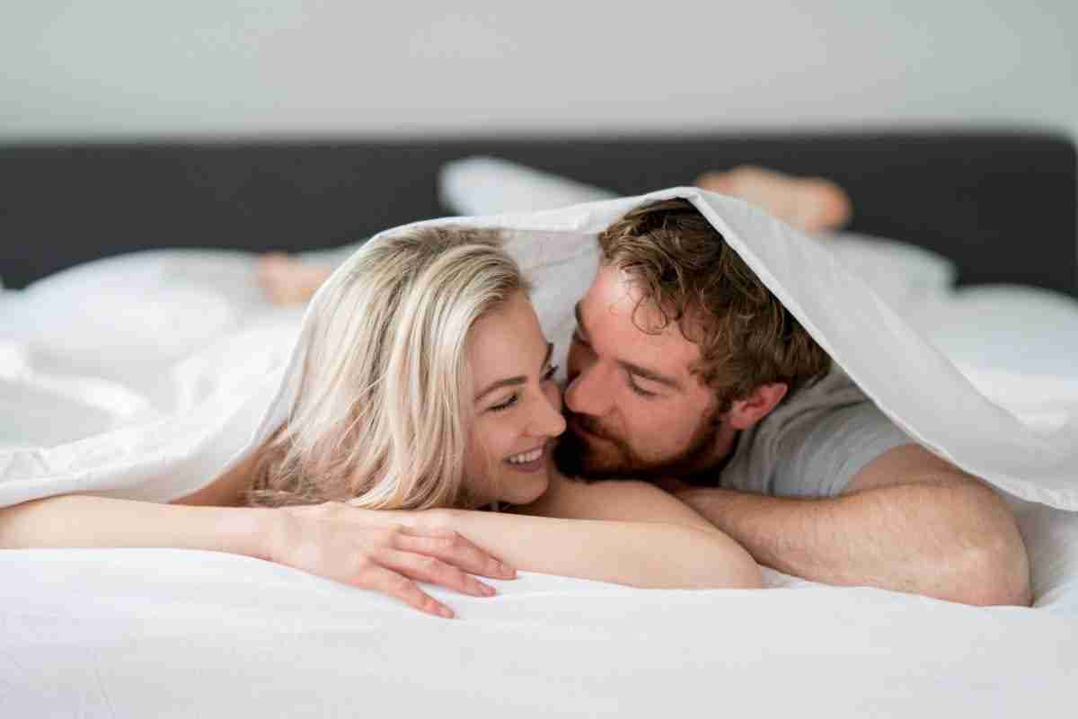 Onderzoek: van slapen en seksen wordt je echt gelukkiger