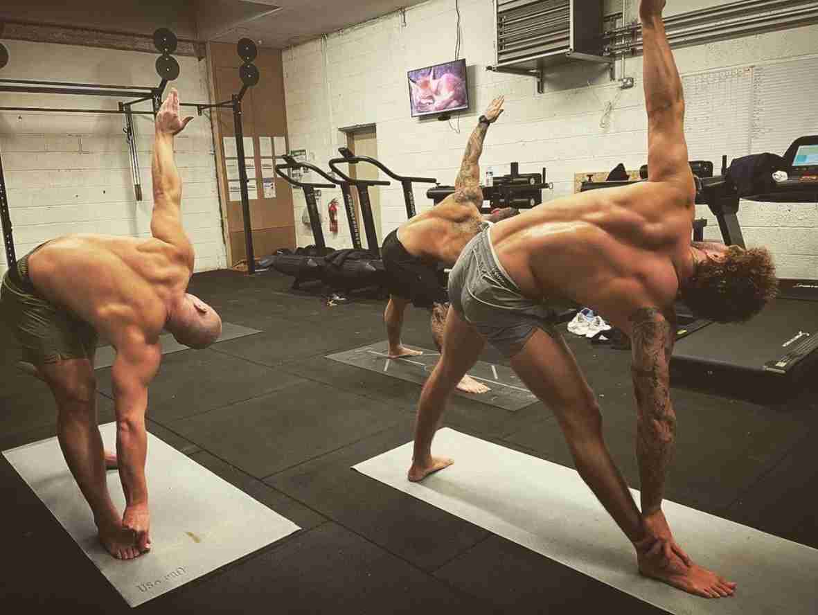 mannen-yoga-crossfit-box