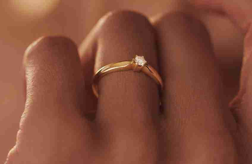gouden-ring-met-diamant