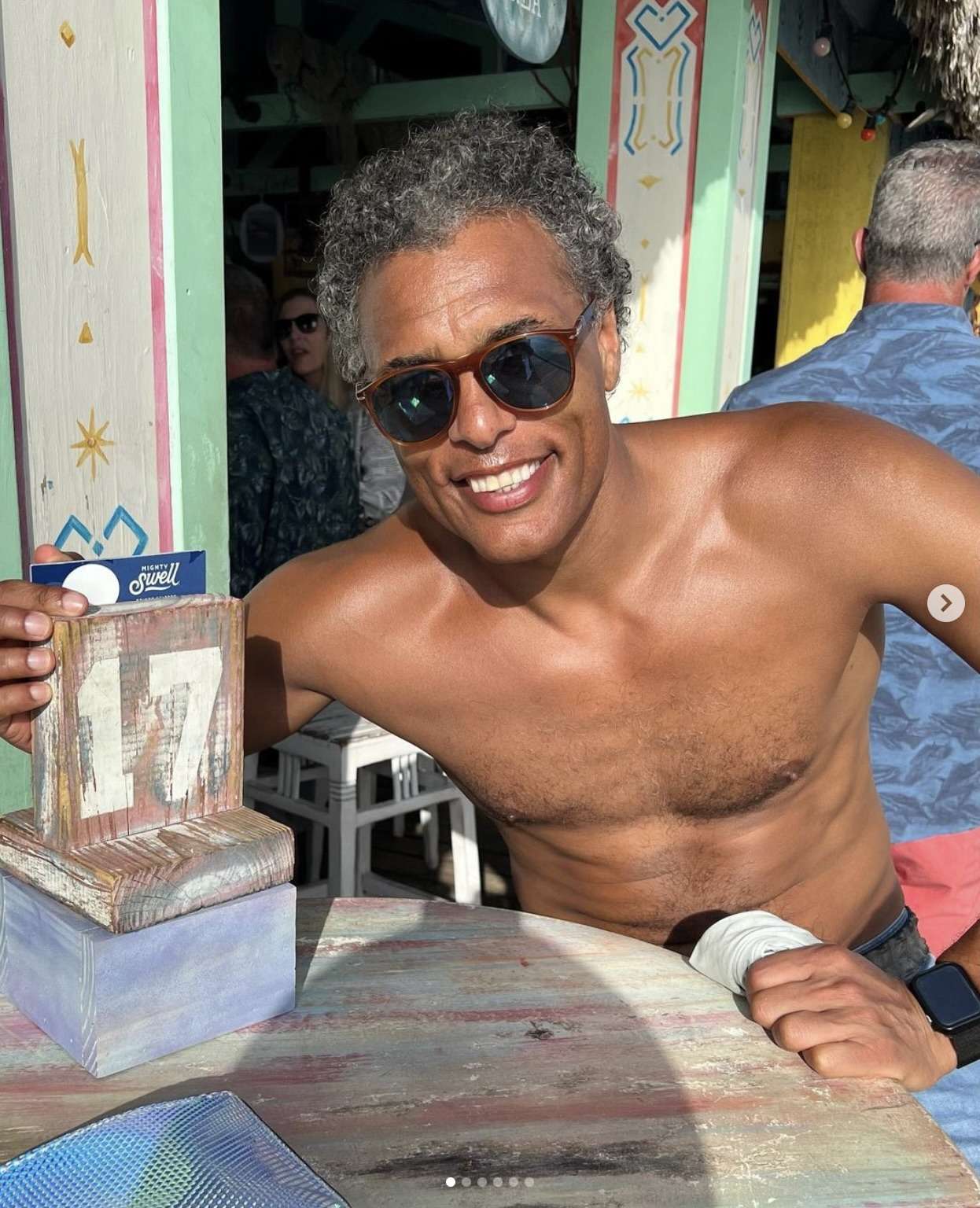 Alles over Pierre van Hooijdonk Afkomst, Vriendin, Vermogen Mynd