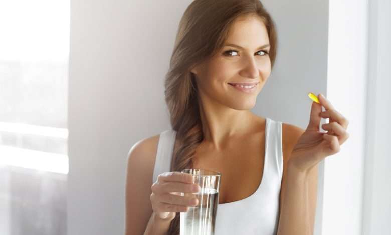 vrouw-met-vitaminepil